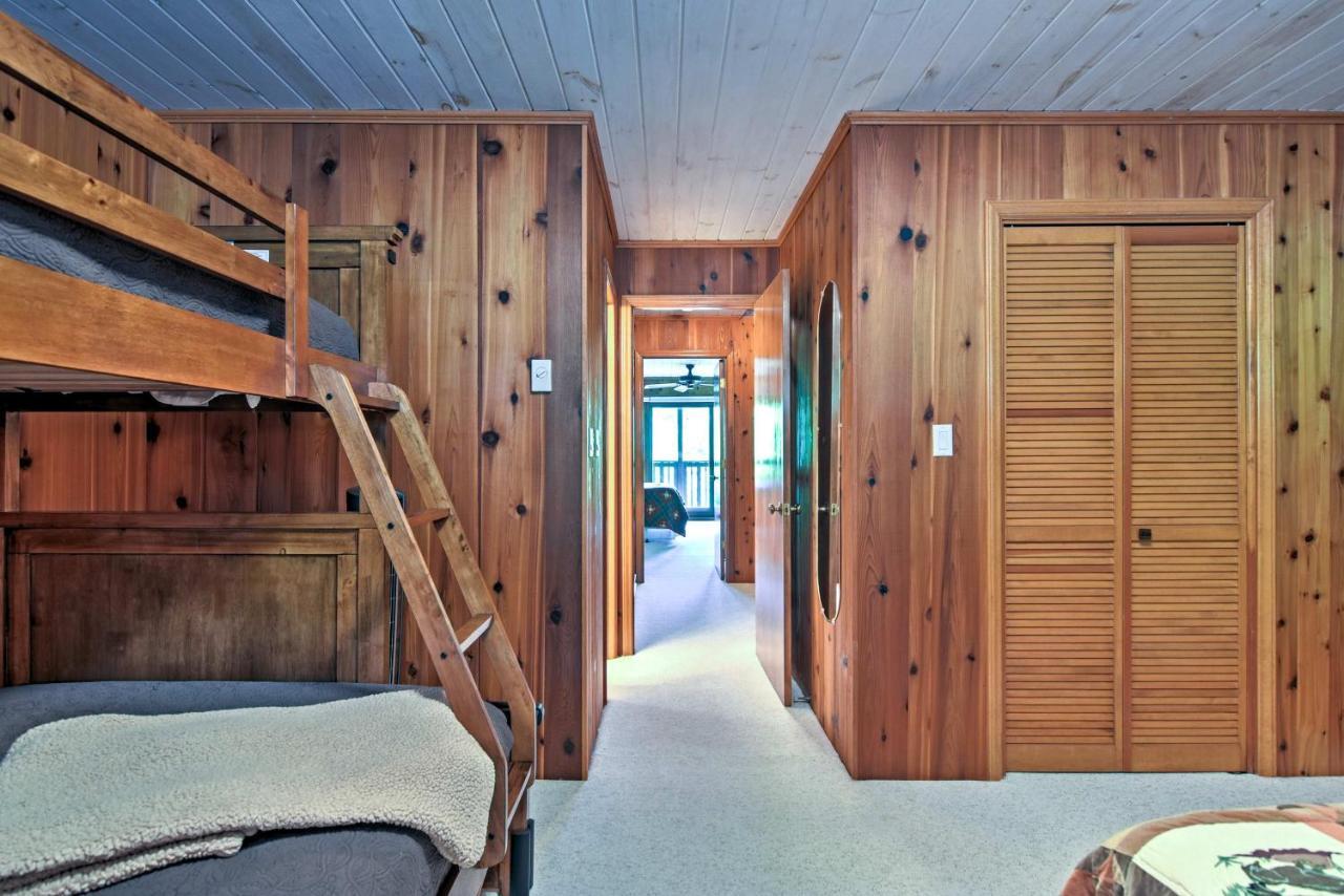 Beech Mountain Condo With Balcony, Walk To Resort! Экстерьер фото
